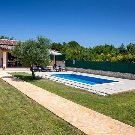 Appartement House Jozefina With Pool à Rovinj Extérieur photo