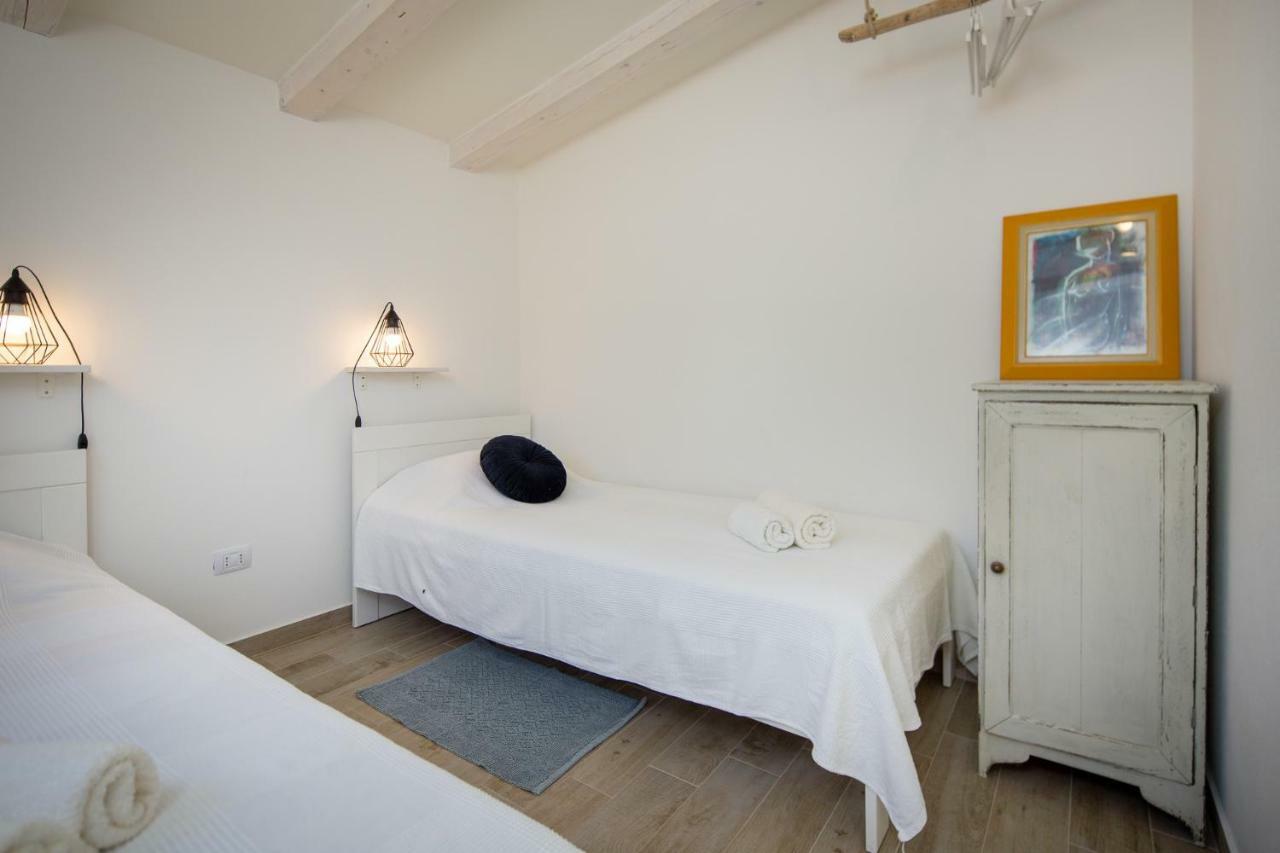 Appartement House Jozefina With Pool à Rovinj Extérieur photo